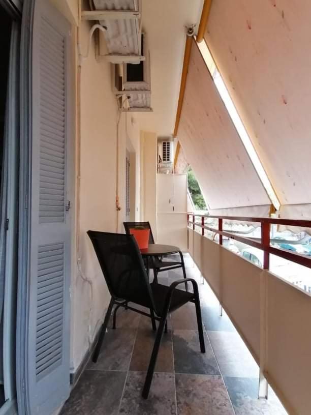 Cozy Apartment Near Metro Station Agia Marina Athena Bagian luar foto