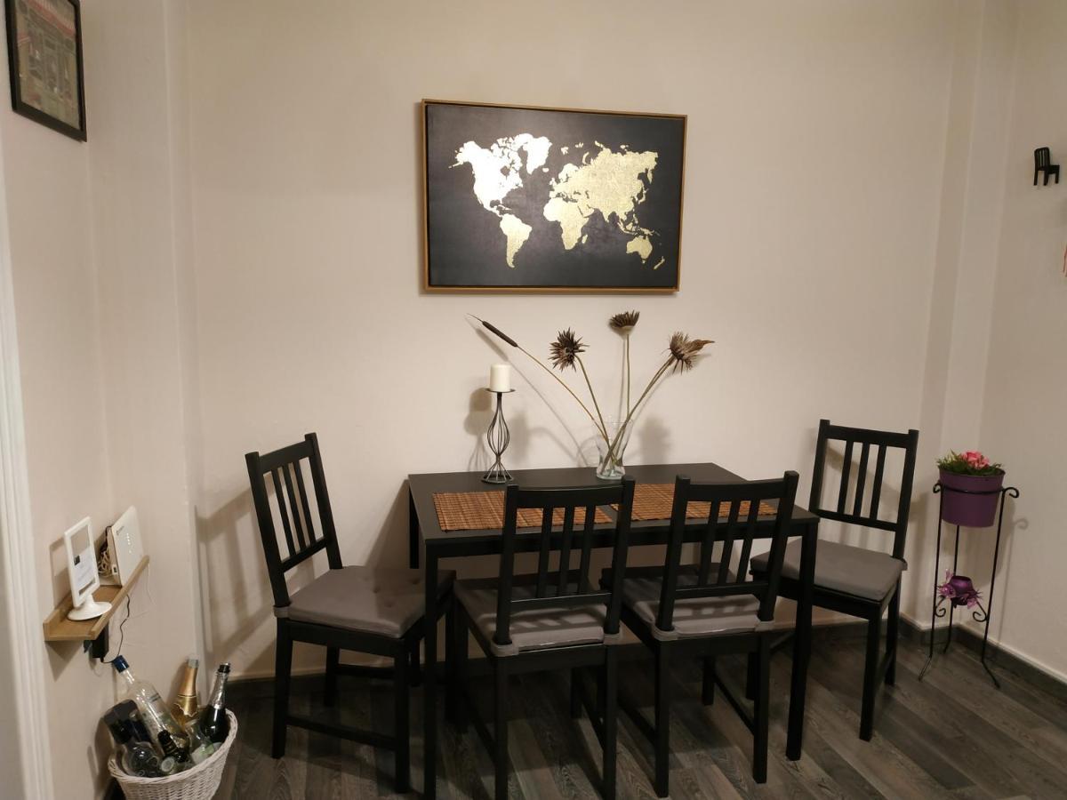 Cozy Apartment Near Metro Station Agia Marina Athena Bagian luar foto